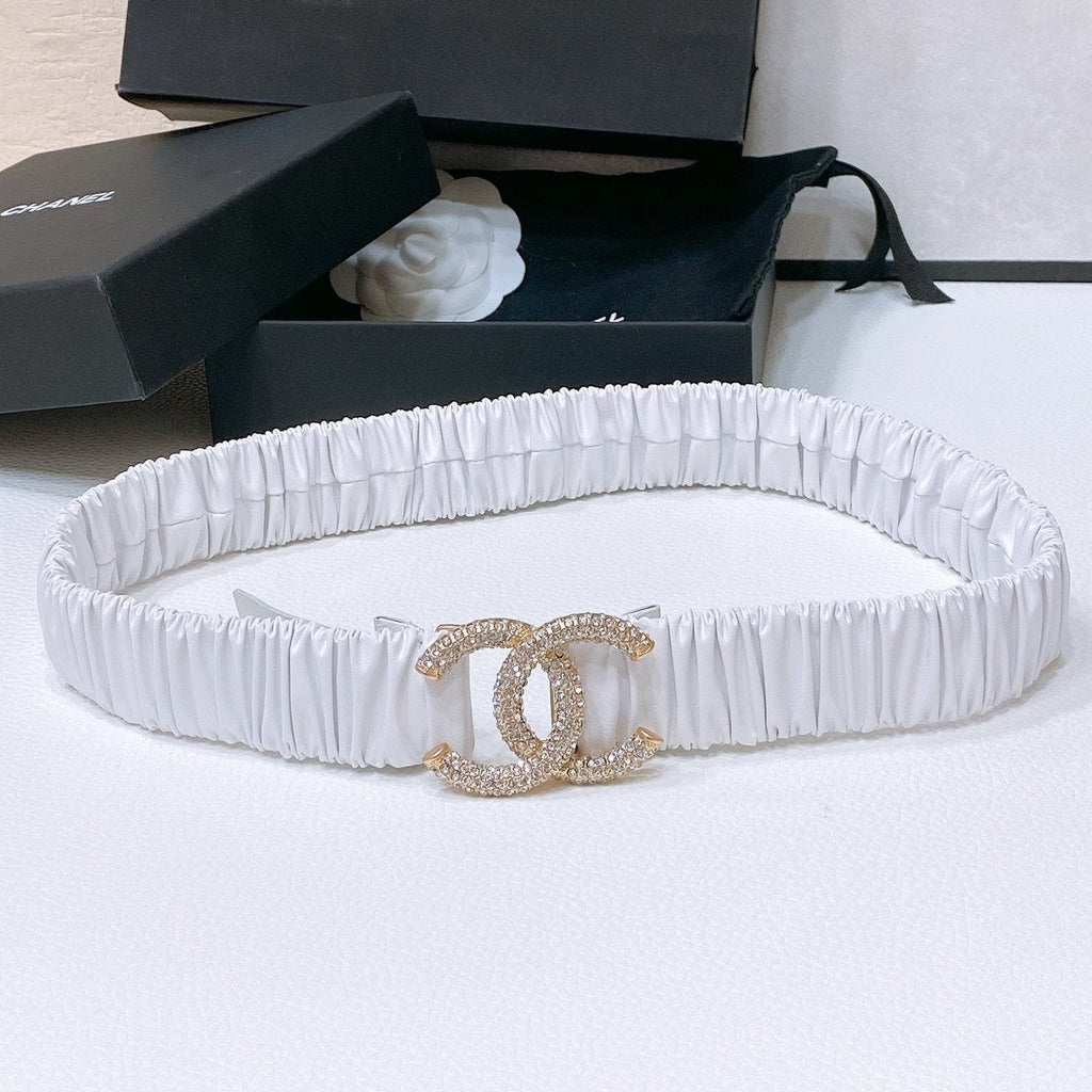 CHANEL ELASTIC BELT 30MM IN WHITE CALFSKIN GOLD HARDWARE WITH RHINSTONES