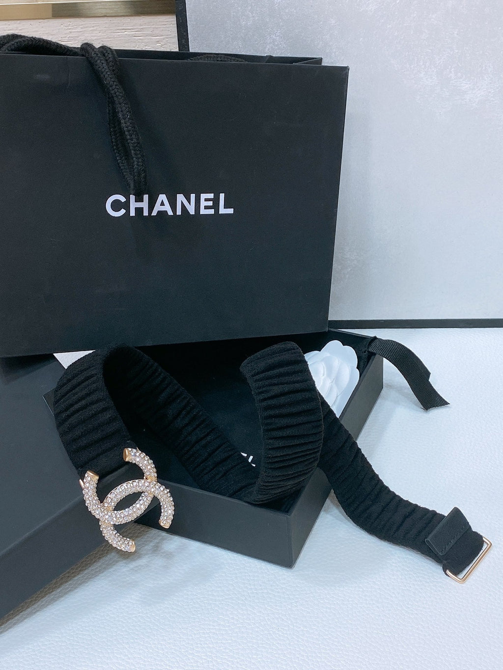 CHANEL ELASTIC BELT 30MM IN BLACK WOOL FABRIC GOLD HARDWARE WITH RHINSTONES