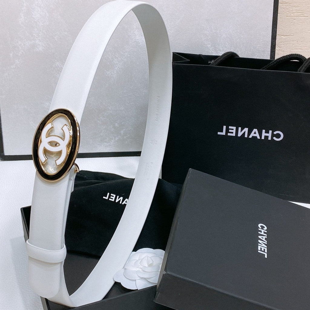 CHANEL 30MM BELT IN WHITE SMOOTH CALFSKIN WHITE MIX BLACK METAL HARDWARE