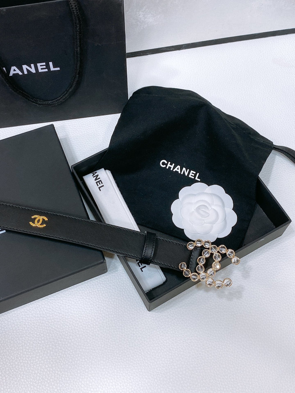 CHANEL BELT 30 MM IN BLACK CALFSKIN PEARL LOGO WITH GOLD HARDWARE