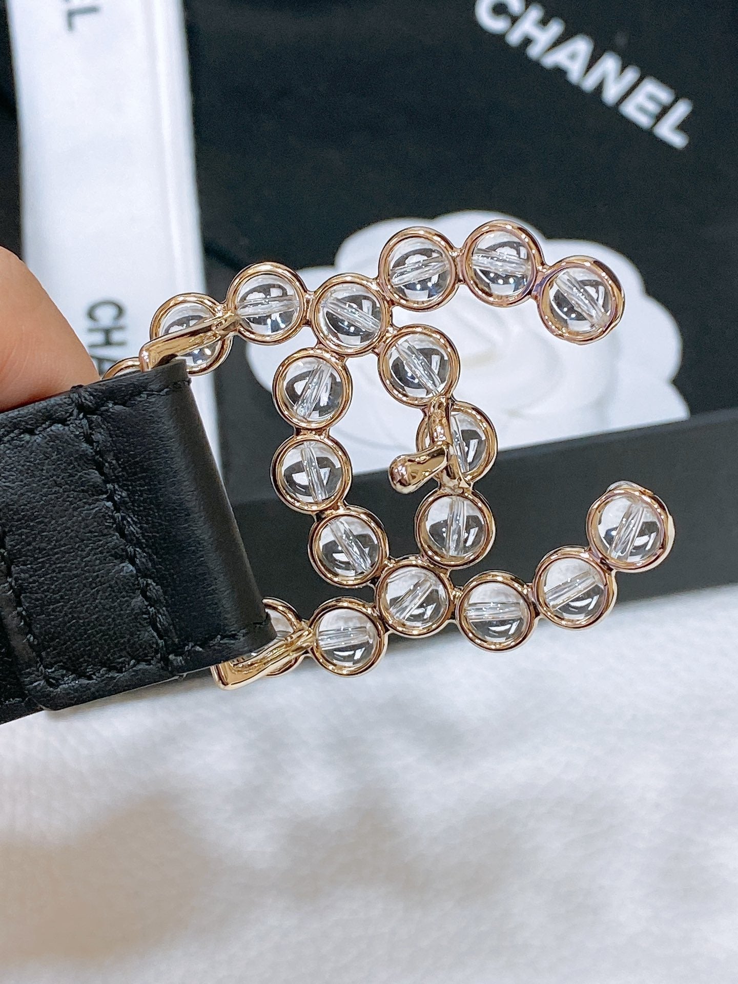 CHANEL BELT 30 MM IN BLACK CALFSKIN PEARL LOGO WITH GOLD HARDWARE