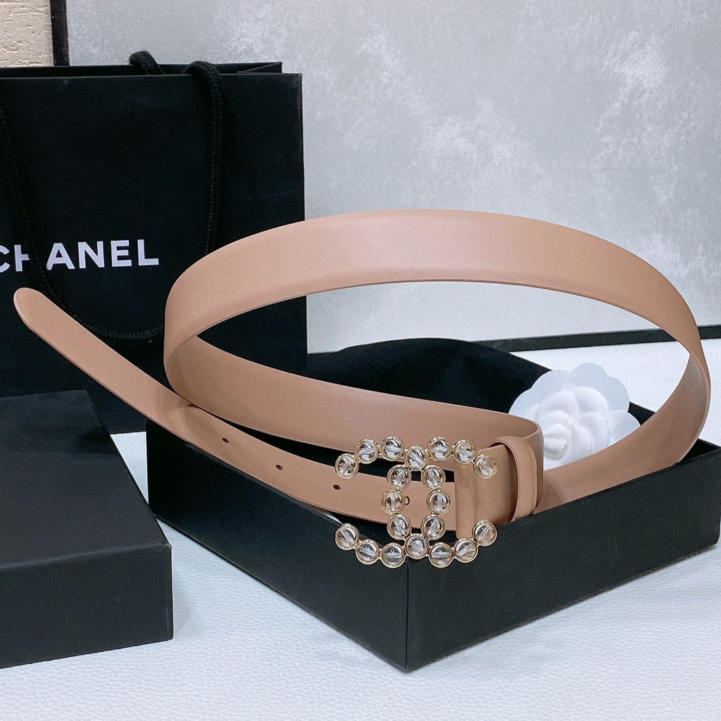 CHANEL BELT 30 MM IN ALMOND BEIGE CALFSKIN PEARL LOGO WITH GOLD HARDWARE