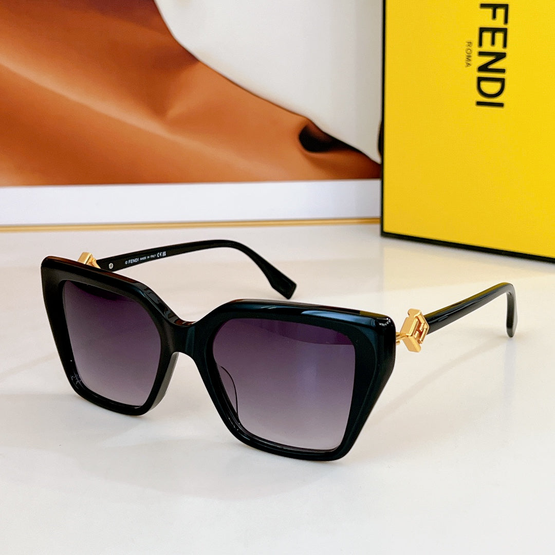 FENDI FF DIAMONDS SQUARE FRAME SUNGLASSES FE40161I IN ACETATE