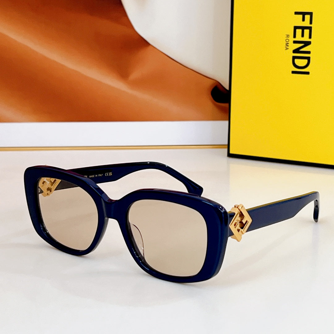 FENDI ROMA SQUARE FRAME SUNGLASSES FE40138 IN ACETATE