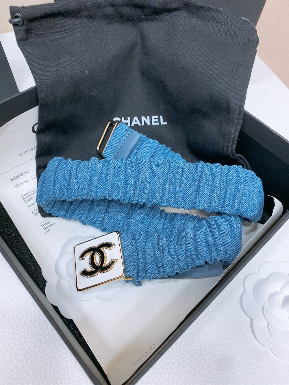 CHANEL ELASTIC BELT 30MM IN BLUE DENIM WITH SQUARE BUCKLE EMBOSSED LOGO