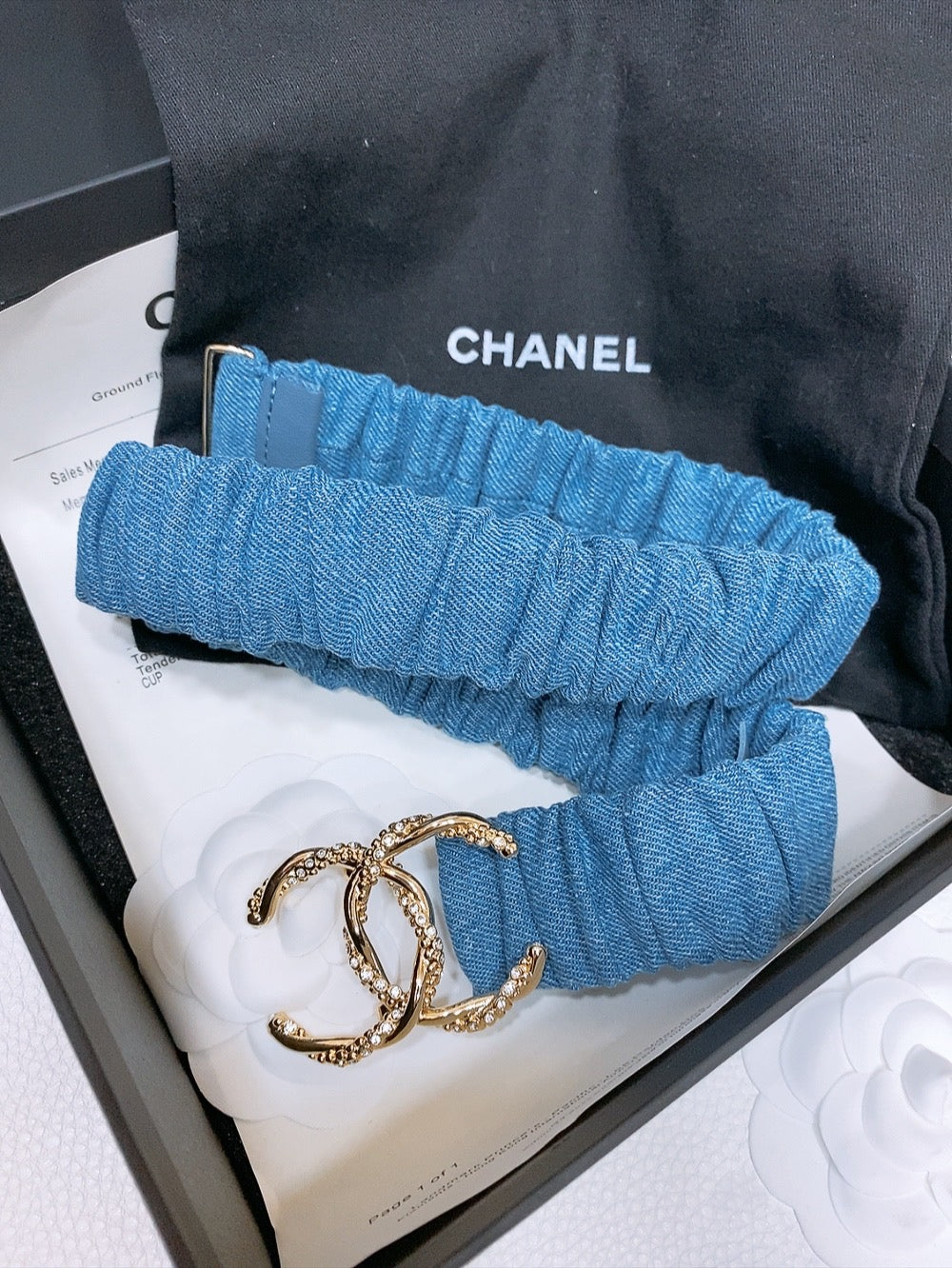 CHANEL DOUBLE C ELASTIC BELT 30MM IN BLUE DENIM GOLD CRYSTAL BUCKLE