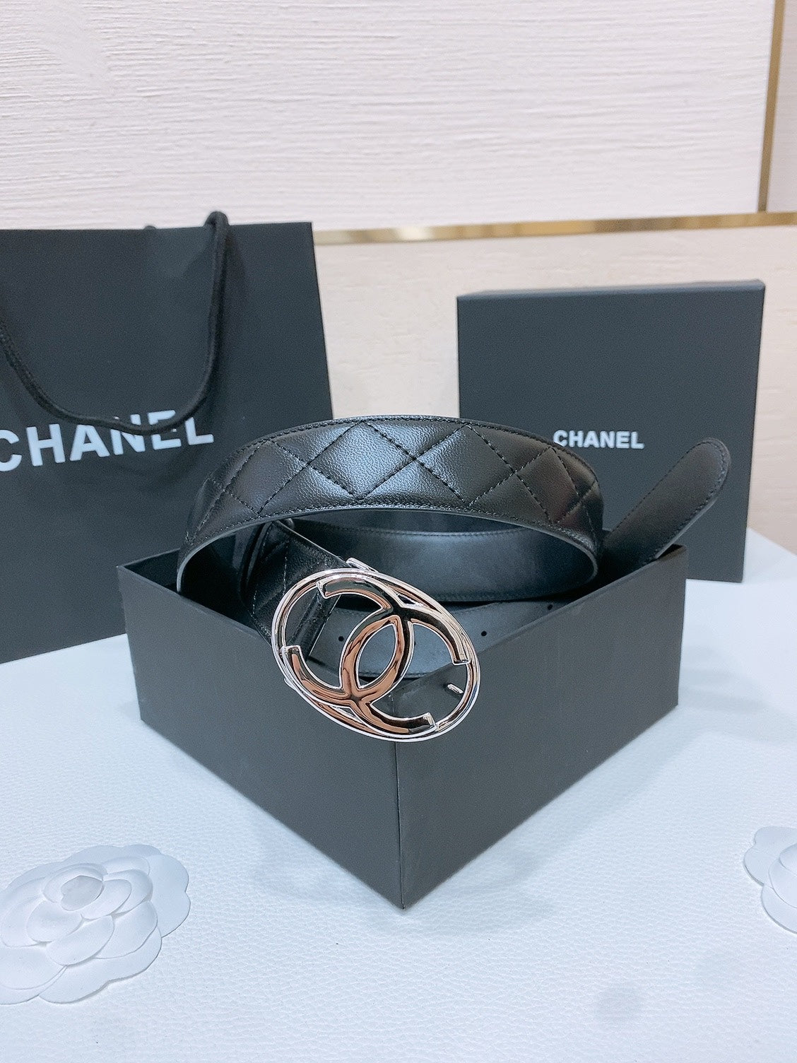 CHANEL DOUBLE C BELT 38MM IN BLACK QUILTED LAMBSKIN WITH SILVER OVAL BUCKLE AND CENTERED LOGO