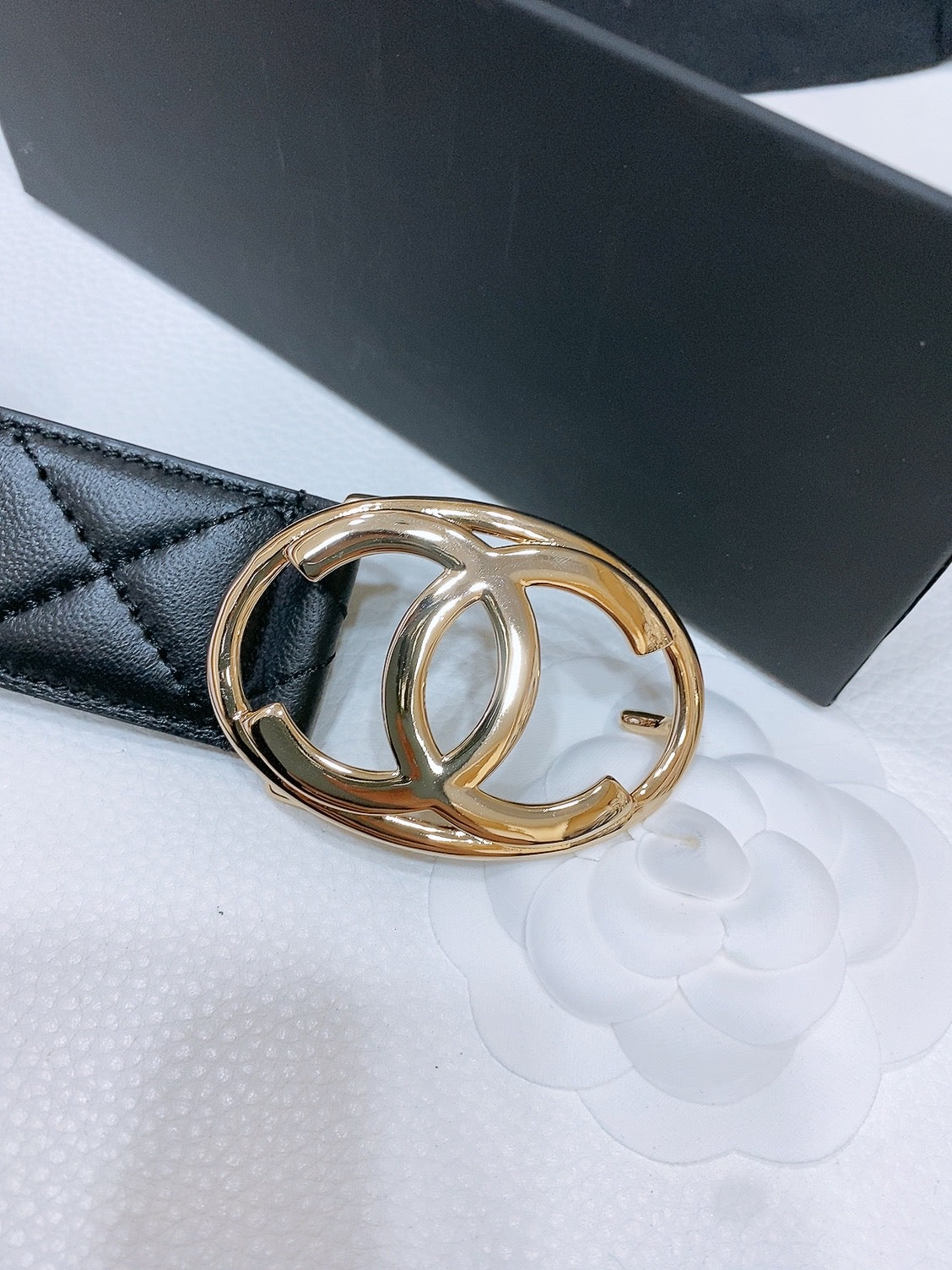CHANEL DOUBLE C BELT 38MM IN BLACK QUILTED LAMBSKIN WITH GOLD OVAL BUCKLE CENTERED LOGO