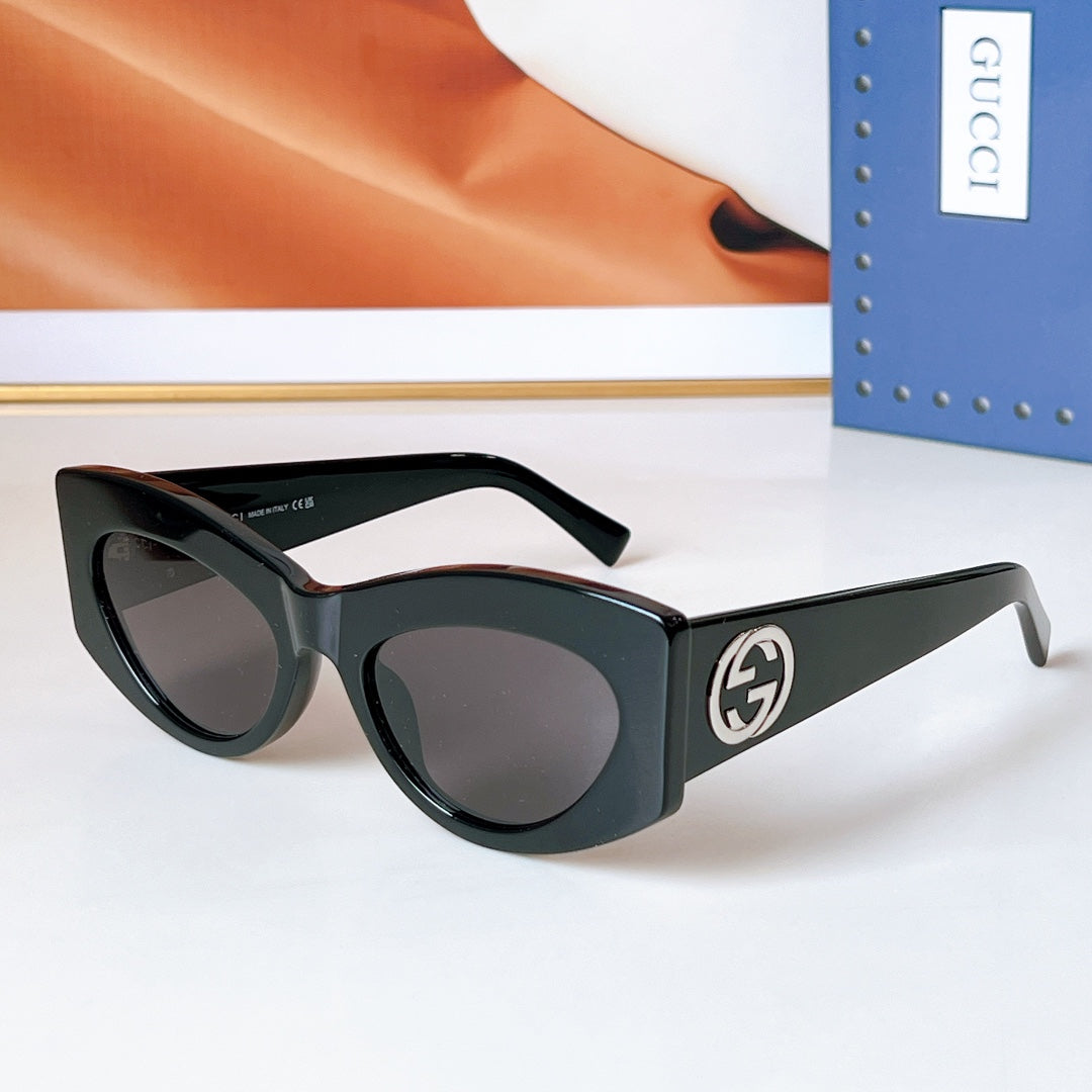GUCCI OVAL FRAME SUNGLASSES GG1843S IN ACETATE