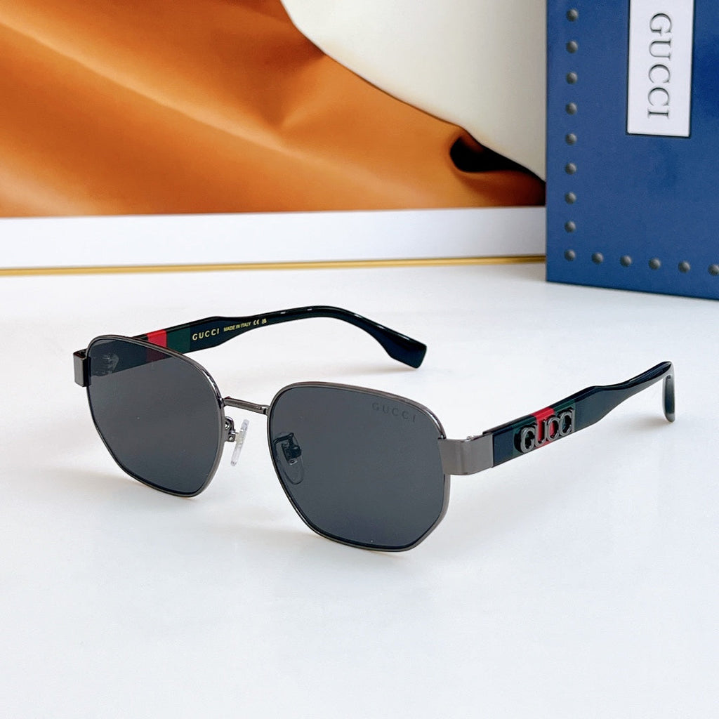 GUCCI SQUARE FRAME SUNGLASSES GG1407 IN METAL EMBOSSED LOGO
