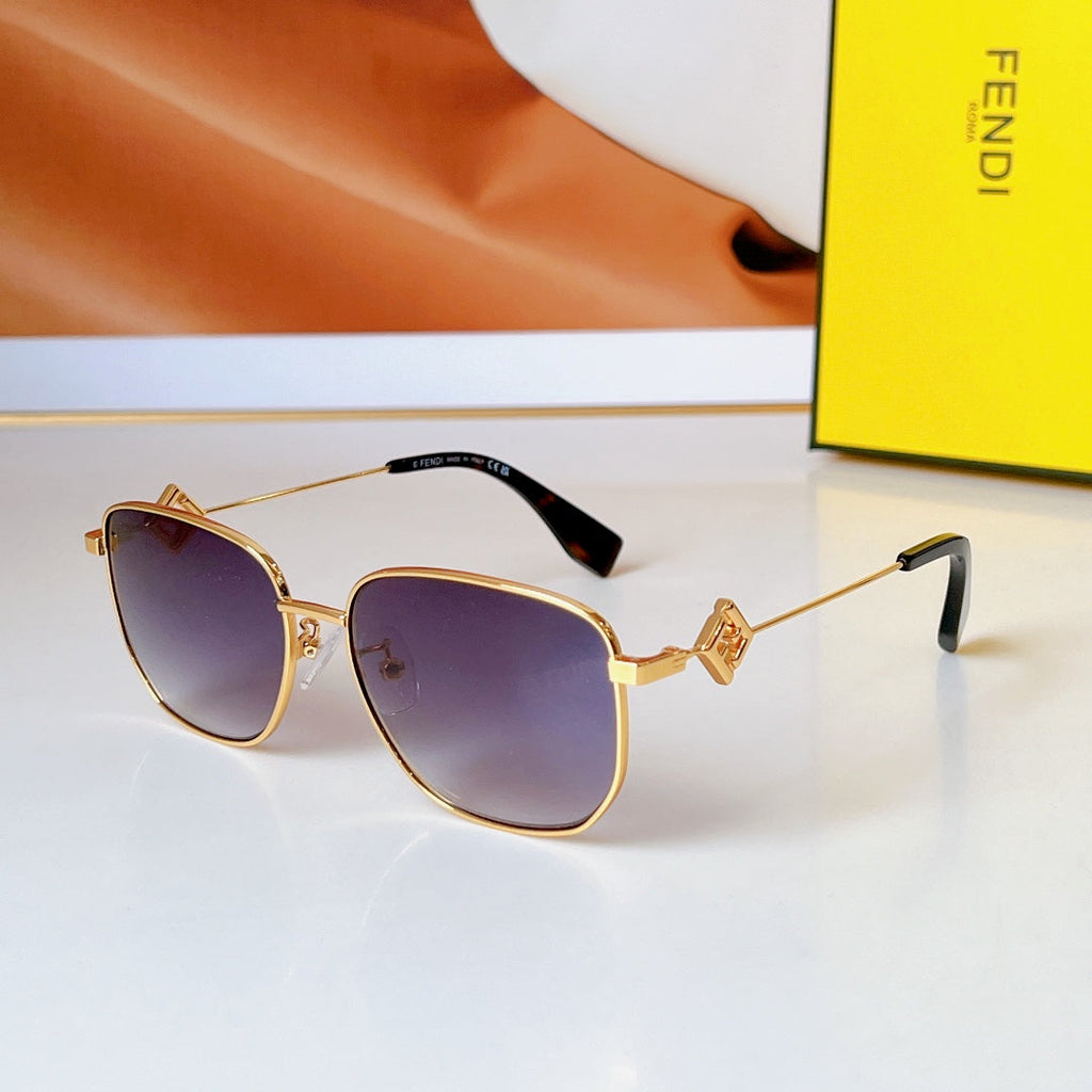FENDI TRAVEL SQUARE FRAME SUNGLASSES FE50111F IN METAL