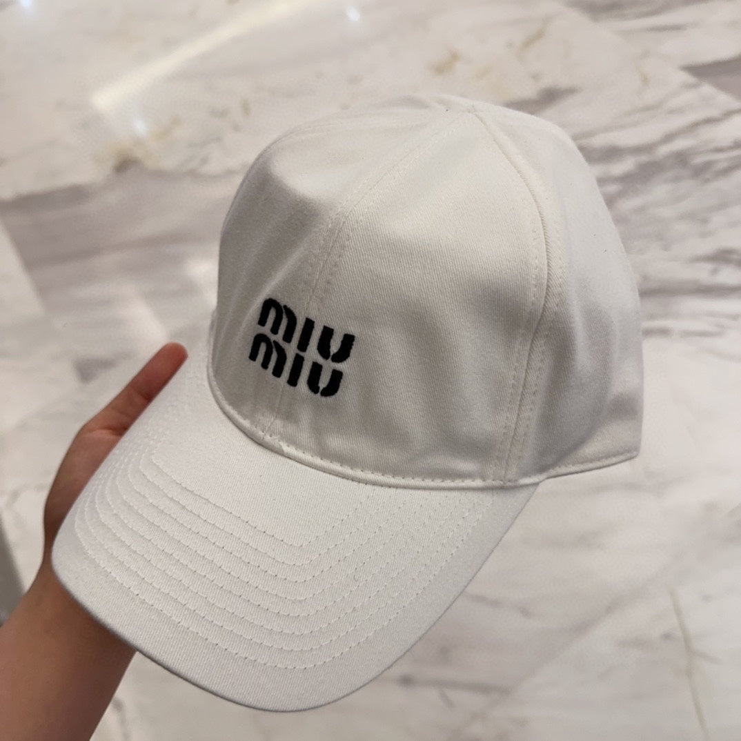 MIU MIU MM BASEBALL CAP IN WHITE FABRIC EMBROIDERED LOGO STYLE 3