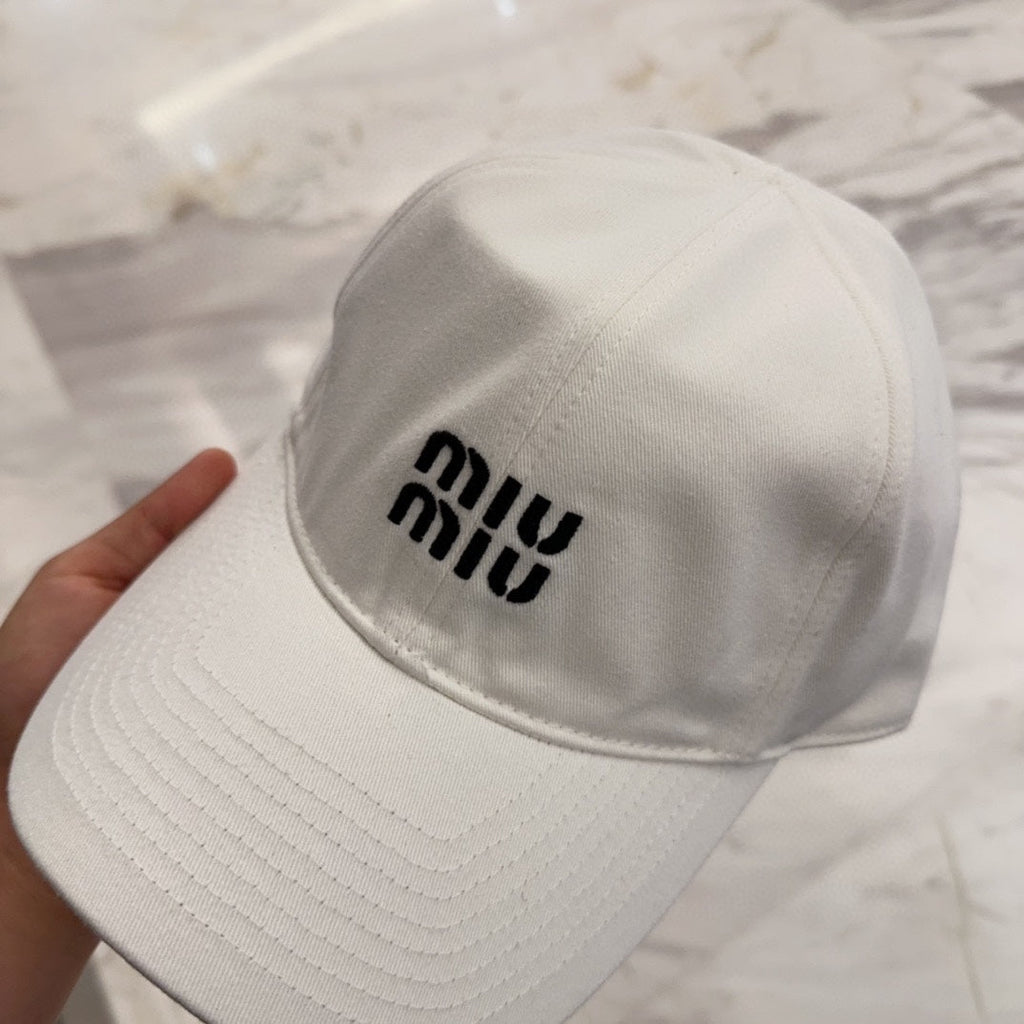MIU MIU MM BASEBALL CAP IN WHITE FABRIC EMBROIDERED LOGO STYLE 3