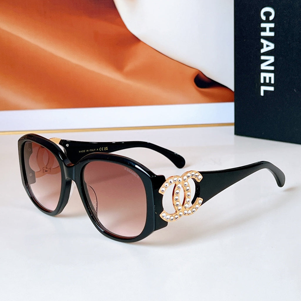 CHANEL CAT EYE SUNGLASSES A71498 IN ACETATE METAL LOGO