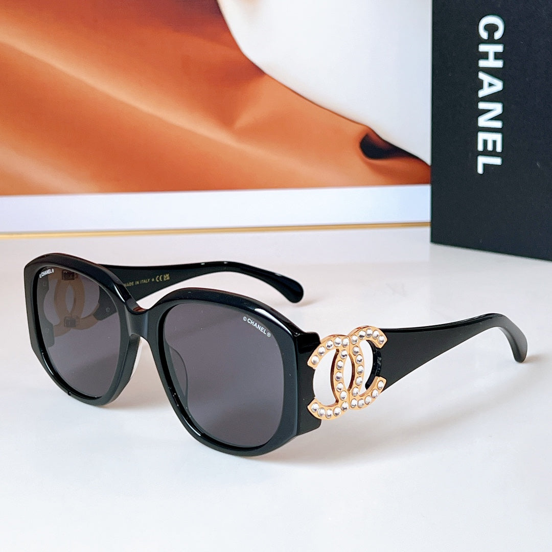 CHANEL CAT EYE SUNGLASSES A71498 IN ACETATE METAL LOGO