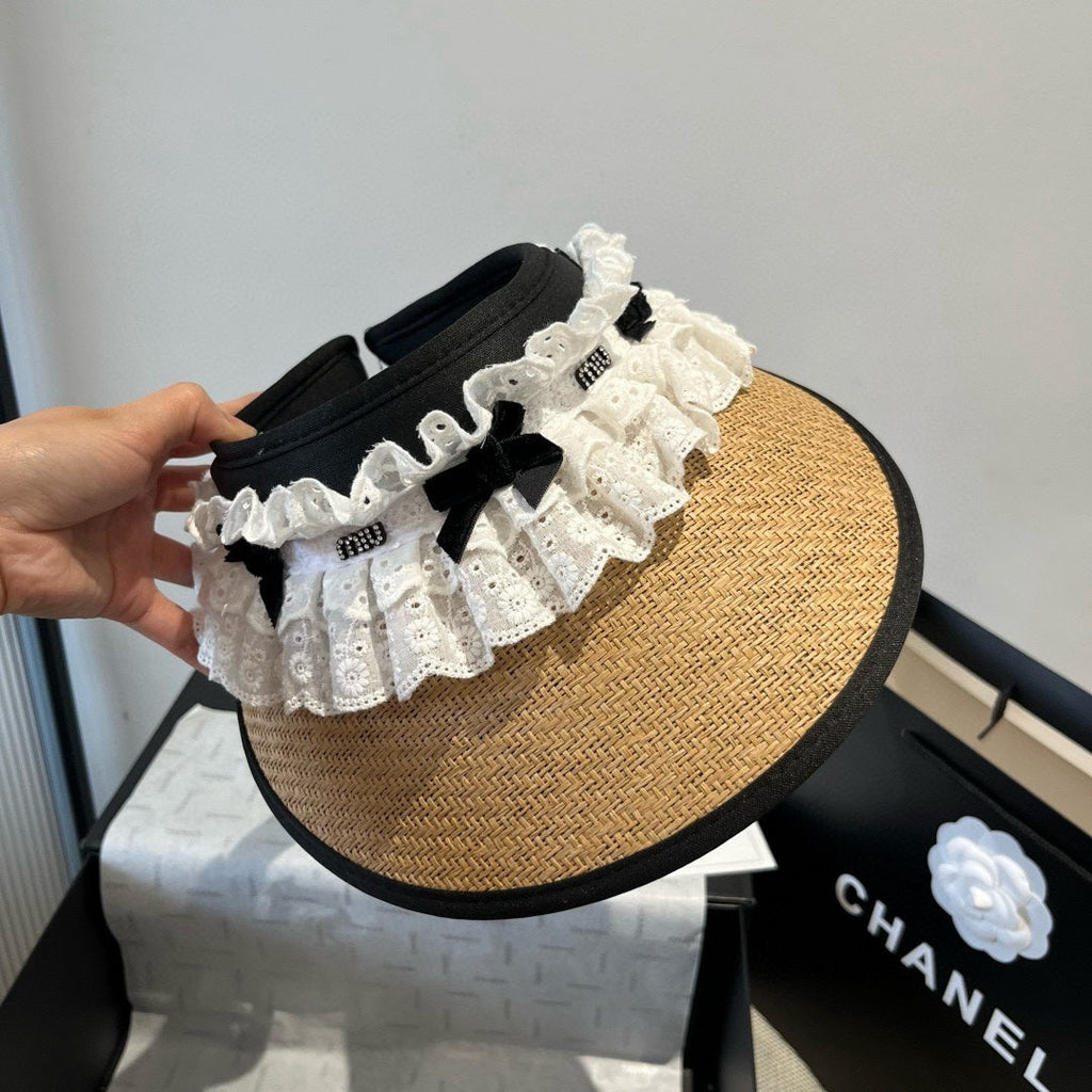 MIU MIU MM OPEN-TOP STRAW HAT IN BEIGE MIX WHITE EYELET FABRIC