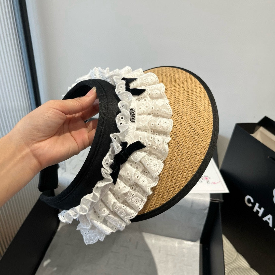 MIU MIU MM OPEN-TOP STRAW HAT IN BEIGE MIX WHITE EYELET FABRIC