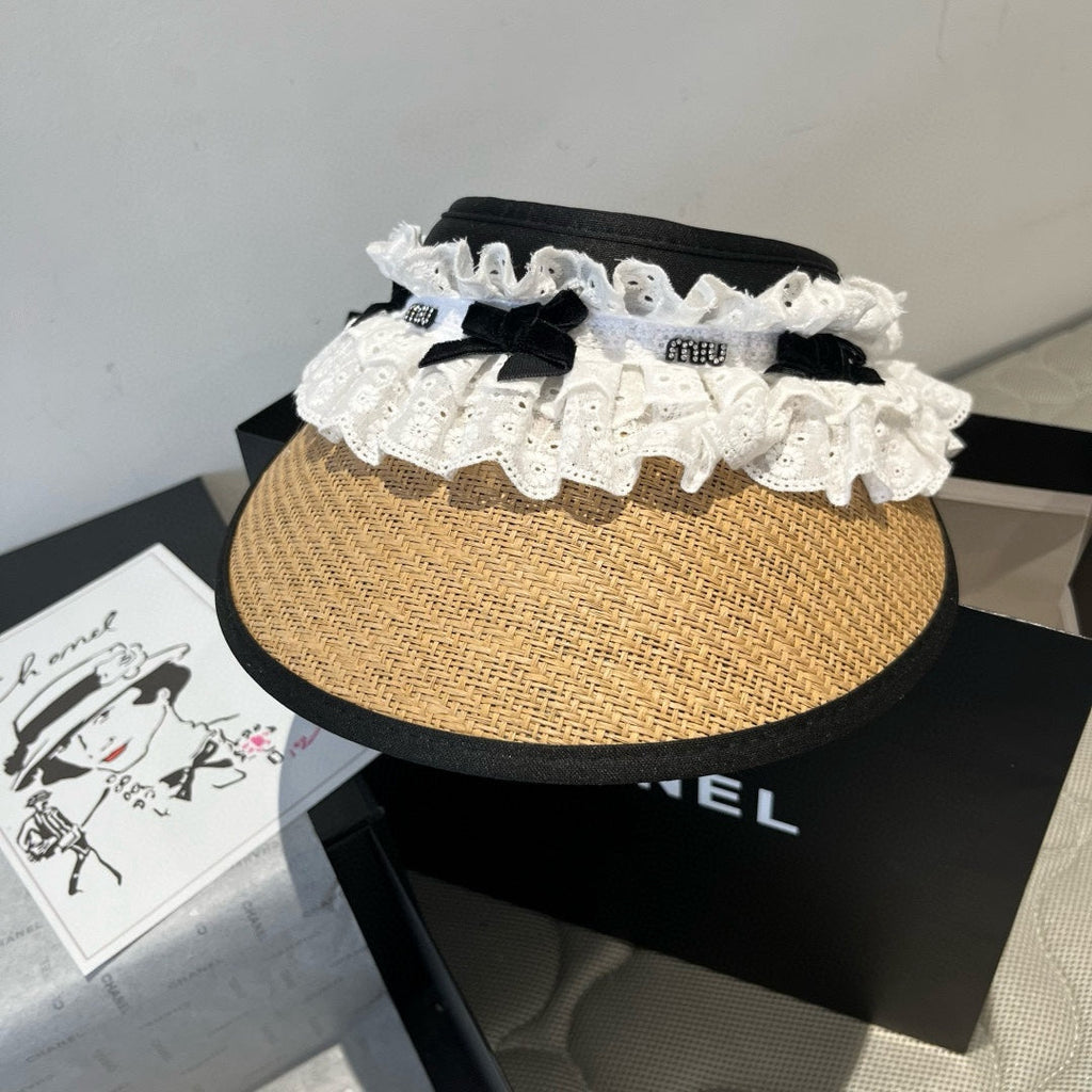 MIU MIU MM OPEN-TOP STRAW HAT IN BEIGE MIX WHITE EYELET FABRIC