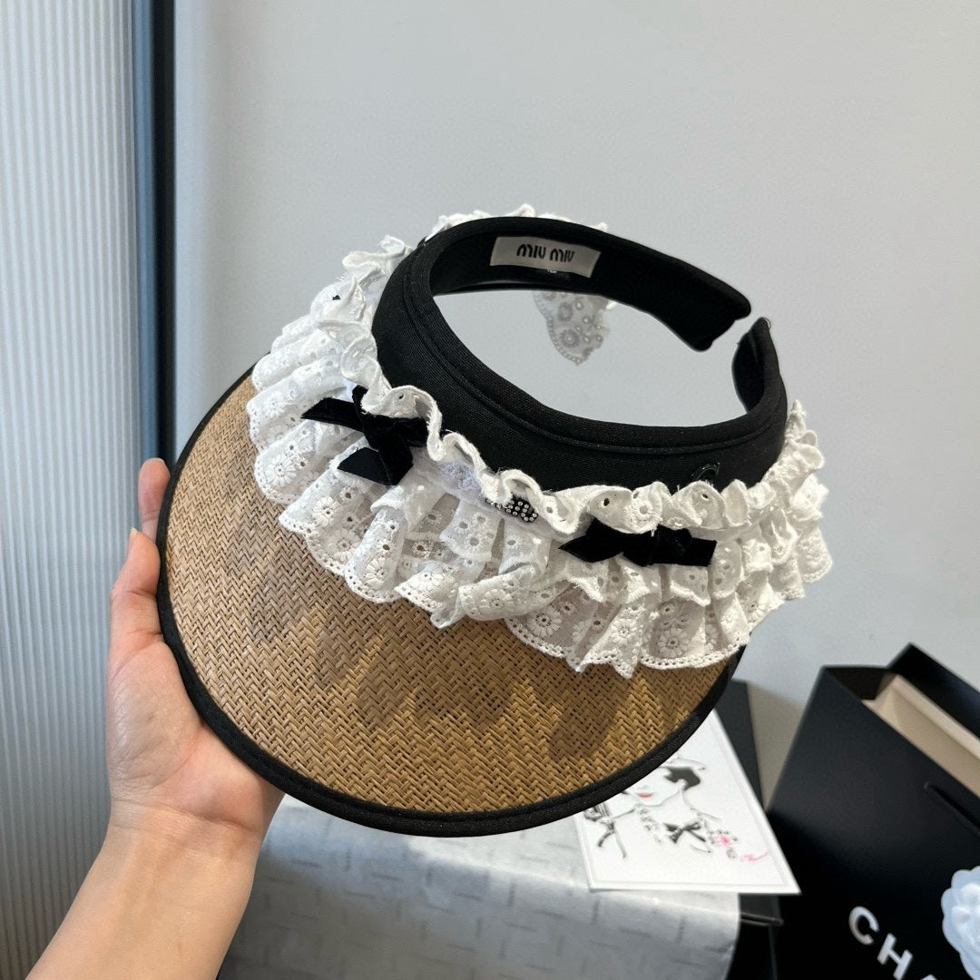 MIU MIU MM OPEN-TOP STRAW HAT IN BEIGE MIX WHITE EYELET FABRIC