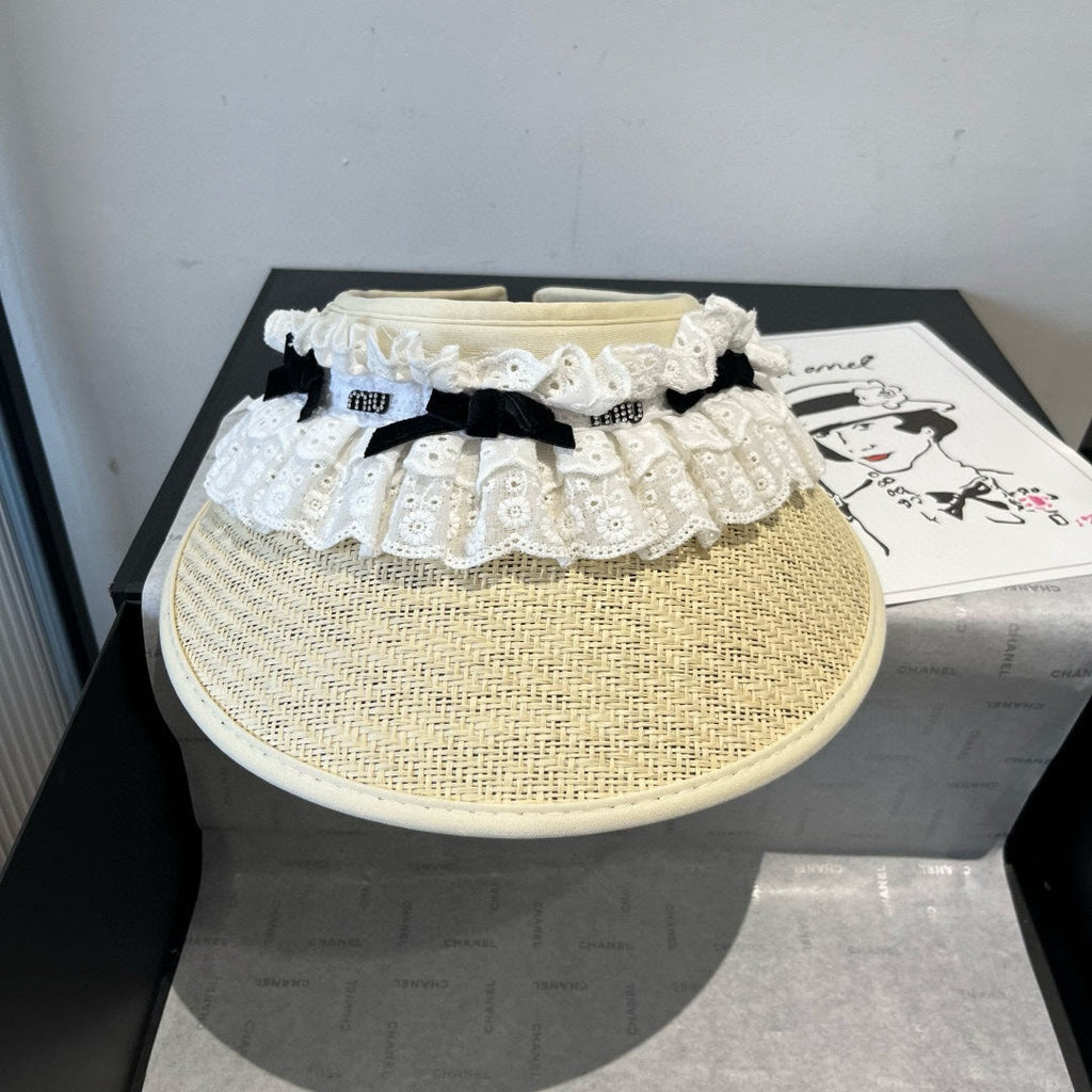 MIU MIU MM OPEN-TOP STRAW HAT IN LIGHT BEIGE MIX WHITE EYELET FABRIC