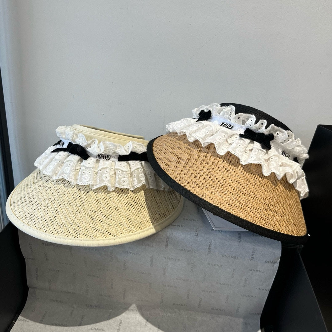 MIU MIU MM OPEN-TOP STRAW HAT IN LIGHT BEIGE MIX WHITE EYELET FABRIC