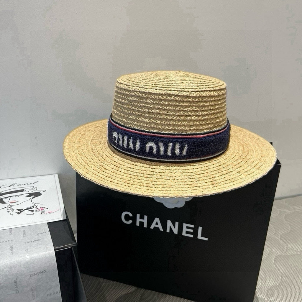 MIU MIU MM STRAW HAT IN BEIGE RAFFIA