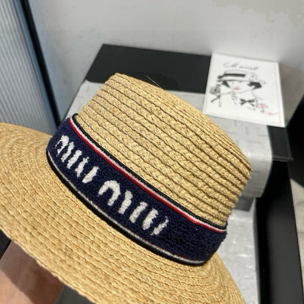 MIU MIU MM STRAW HAT IN BEIGE RAFFIA