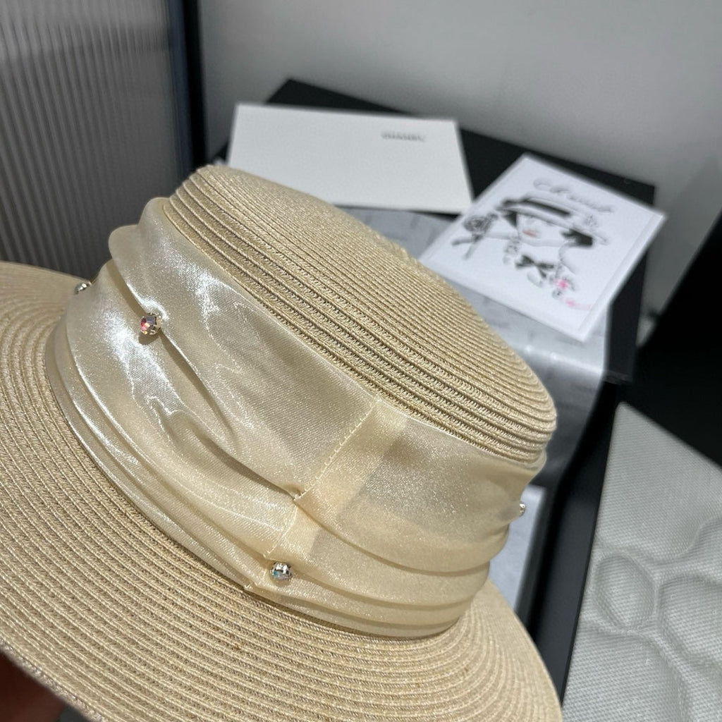 MIU MIU MM STRAW HAT IN LIGHT BEIGE WITH RHINESTONE EMBELLISHED