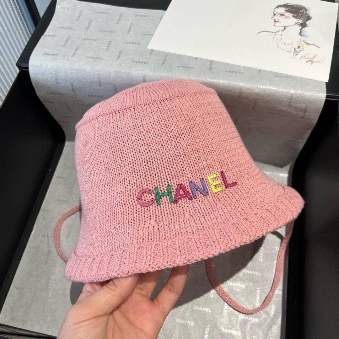CHANEL WOVEN BUCKET HAT PINK 674000