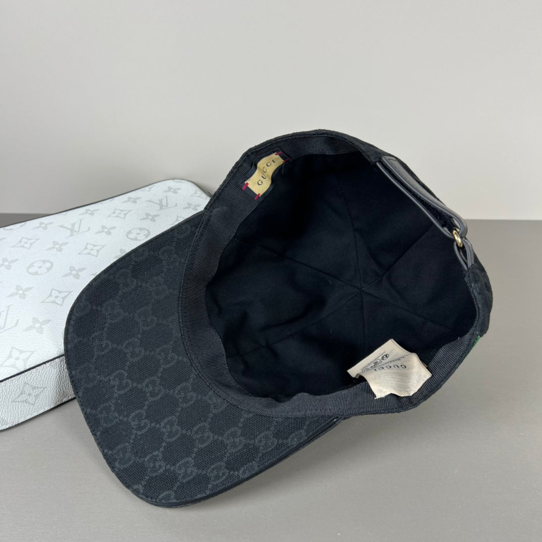 GUCCI BASEBALL CAP IN BLACK MONOGRAM CANVAS