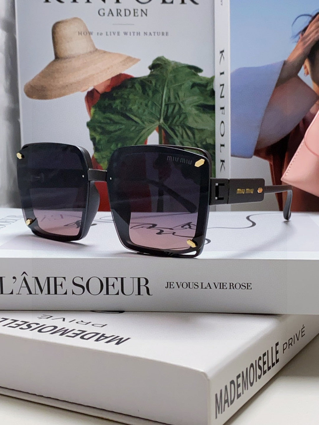 MIU MIU RUNWAY SQUARE SUNGLASSES 576823 IN ACETATE