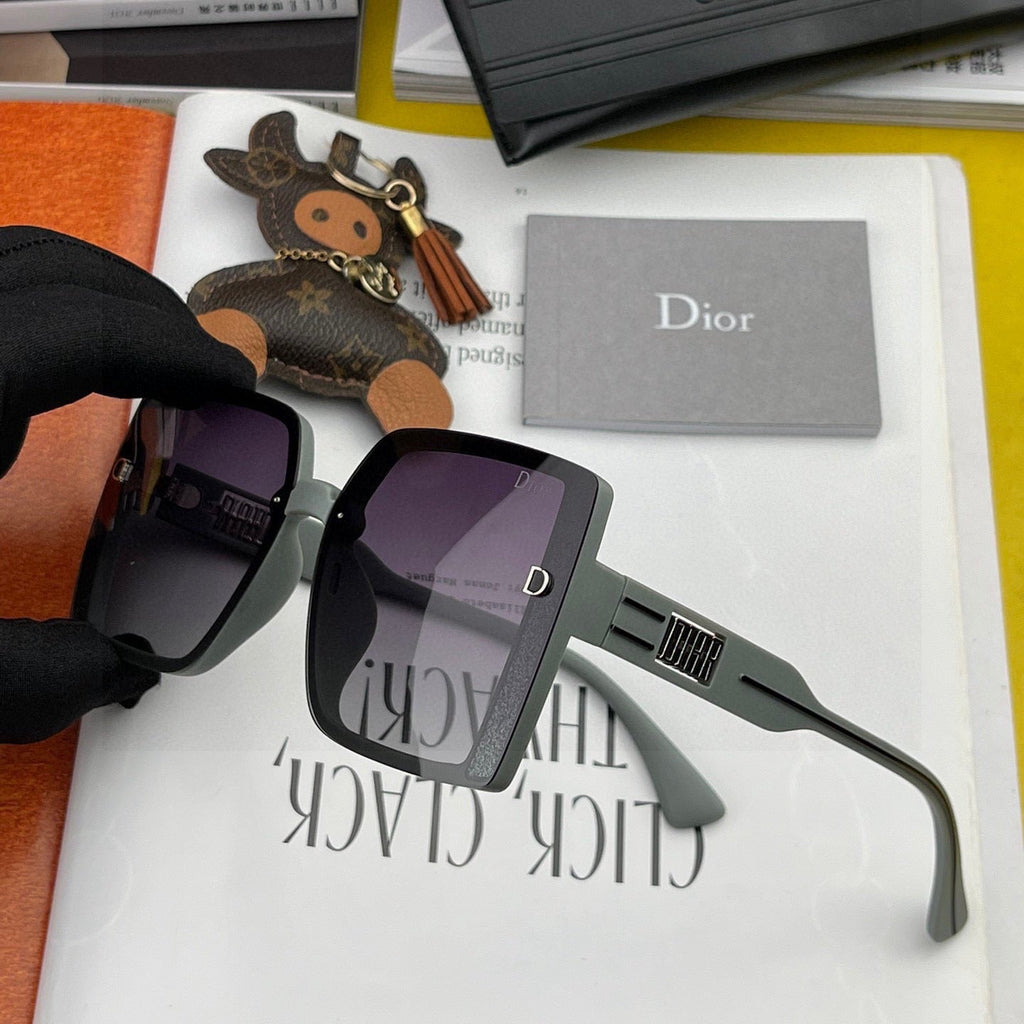 DIOR MONTAIGNE SQUARE SUNGLASSES D5290 IN ACETATE