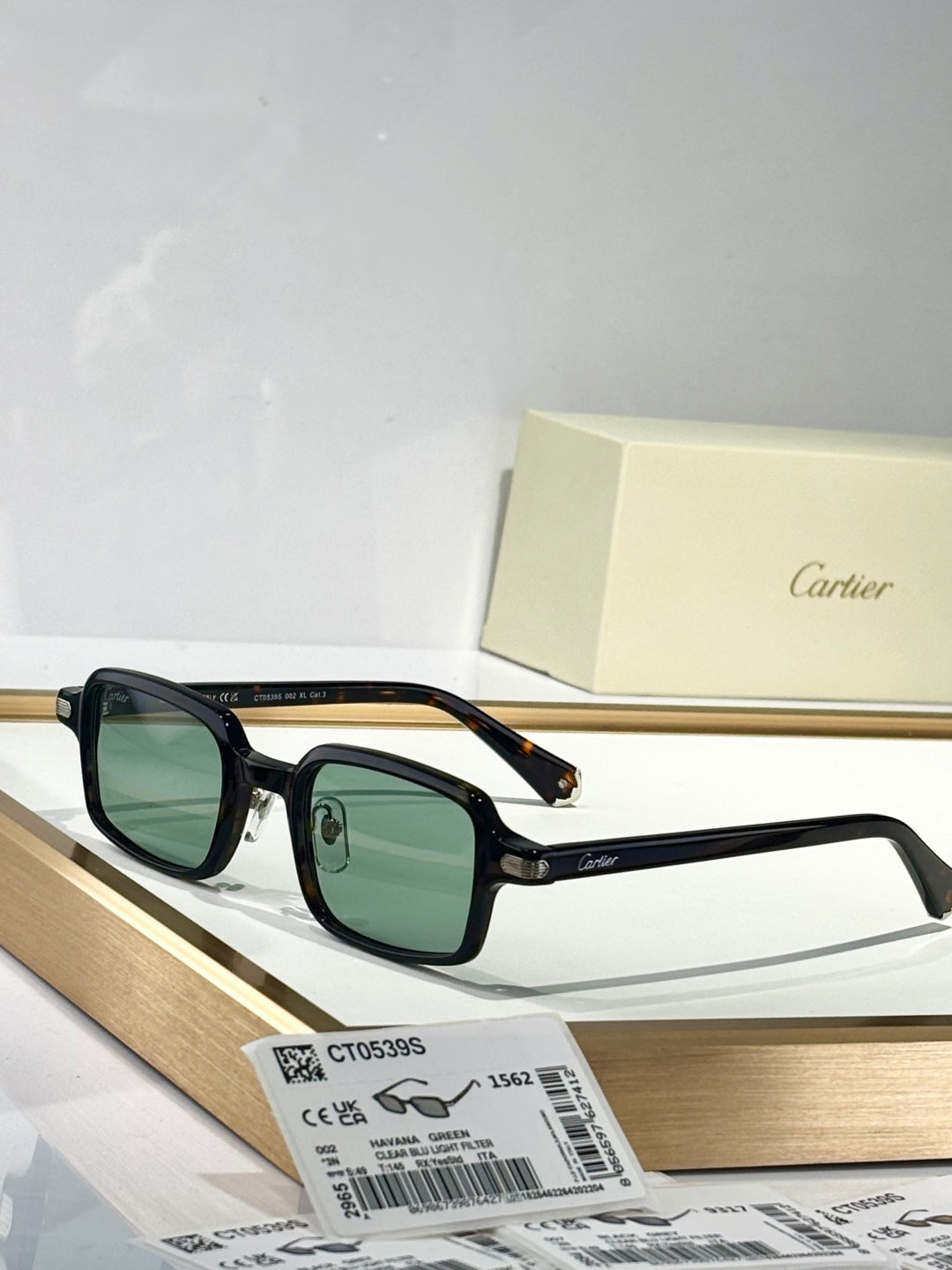 CARTIER PREMIÈRE SQUARE FRAME SUNGLASSES CT0539S IN ACETATE