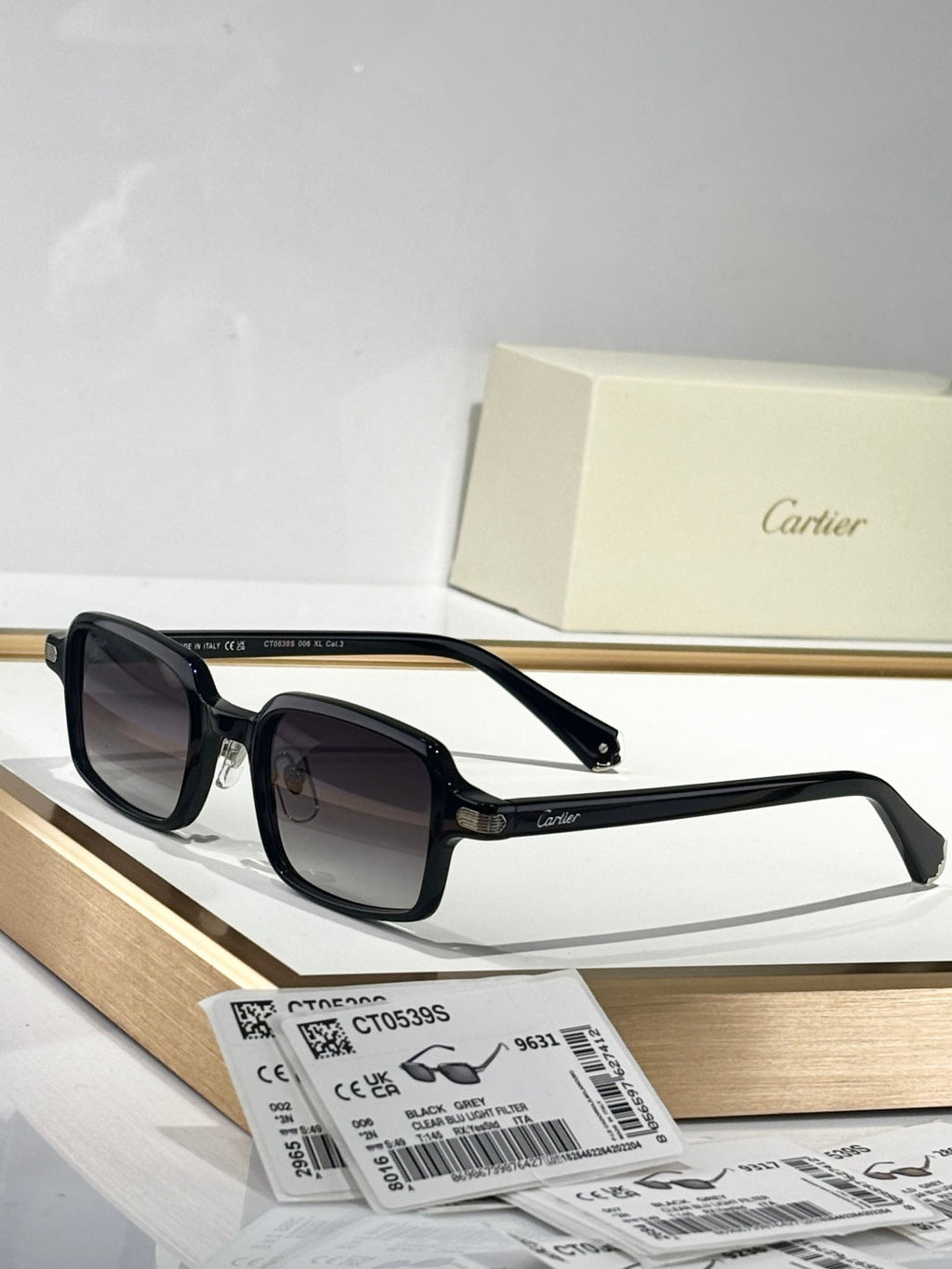 CARTIER PREMIÈRE SQUARE FRAME SUNGLASSES CT0539S IN ACETATE