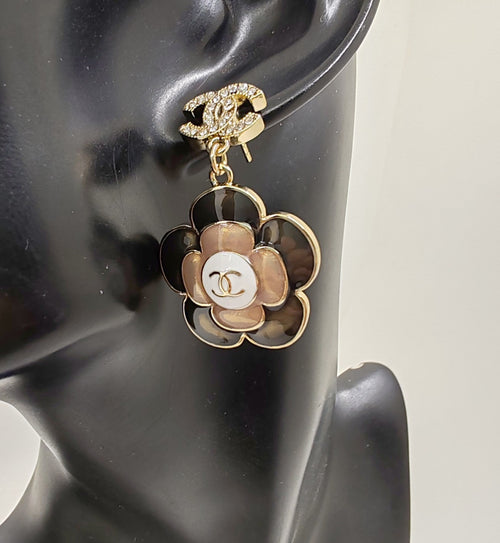 18K  Chanel Flower Pendant Earrings