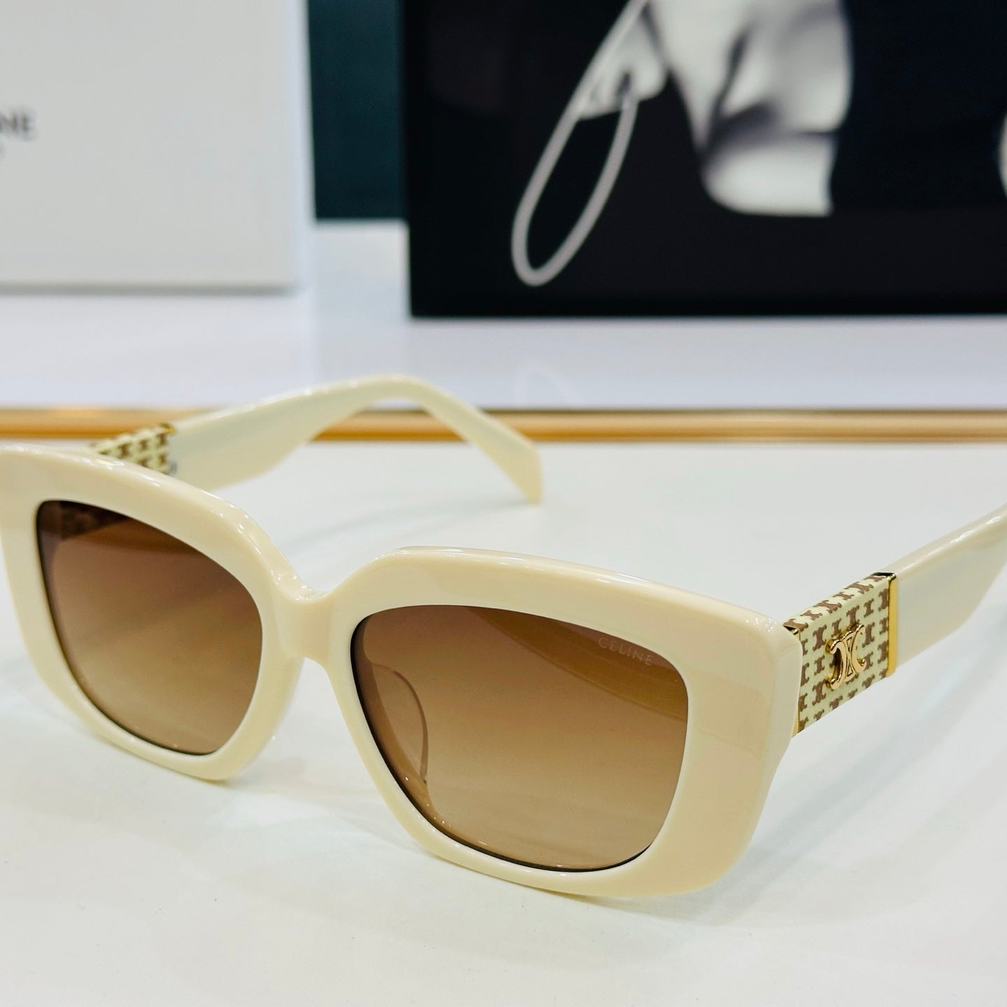 CELINE TRIOMPHE SUNGLASSES CL40168U IN ACETATE