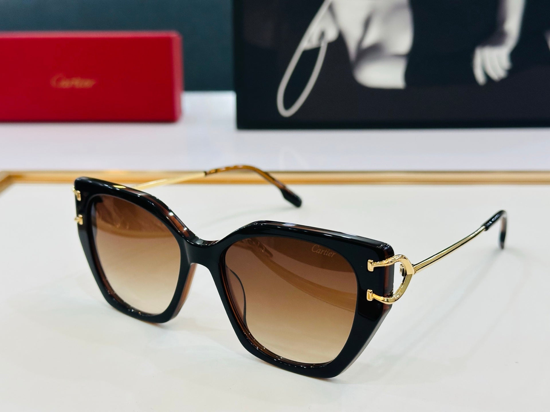 CARTIER BUTTERFLY FRAME SUNGLASSES 530154 IN METAL AND ACETATE