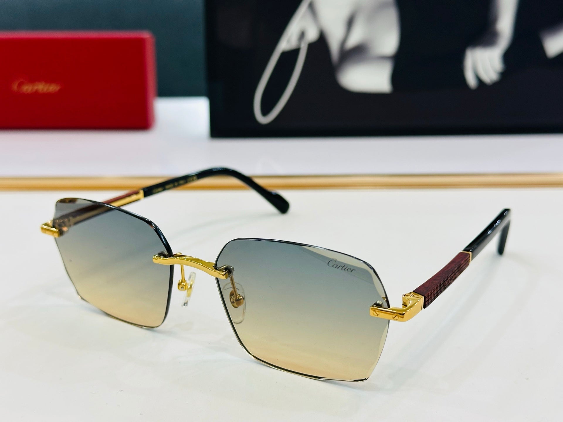 CARTIER SIGNATURE RECTANGULAR FRAME SUNGLASSES CT0483S IN METAL AND WOODEN