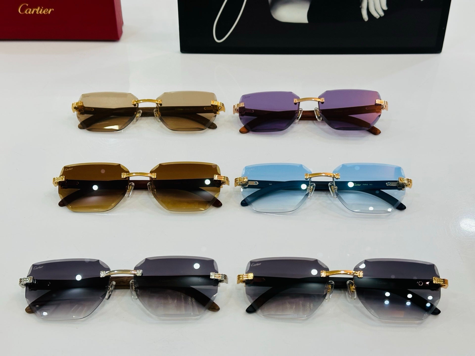 CARTIER PREMIÈRE RECTANGULAR FRAME SUNGLASSES CT0620S IN METAL AND WOODEN