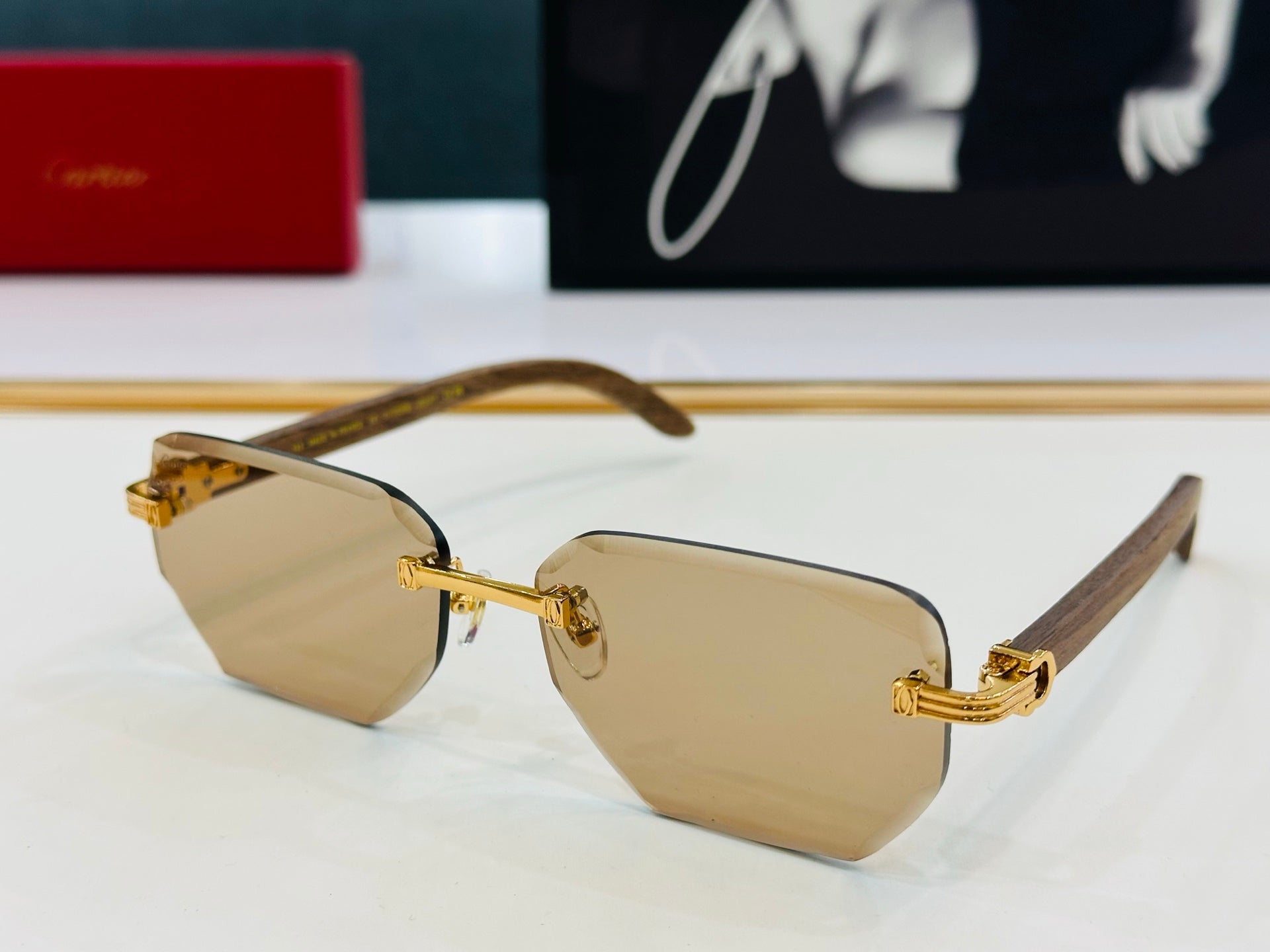 CARTIER PREMIÈRE RECTANGULAR FRAME SUNGLASSES CT0620S IN METAL AND WOODEN