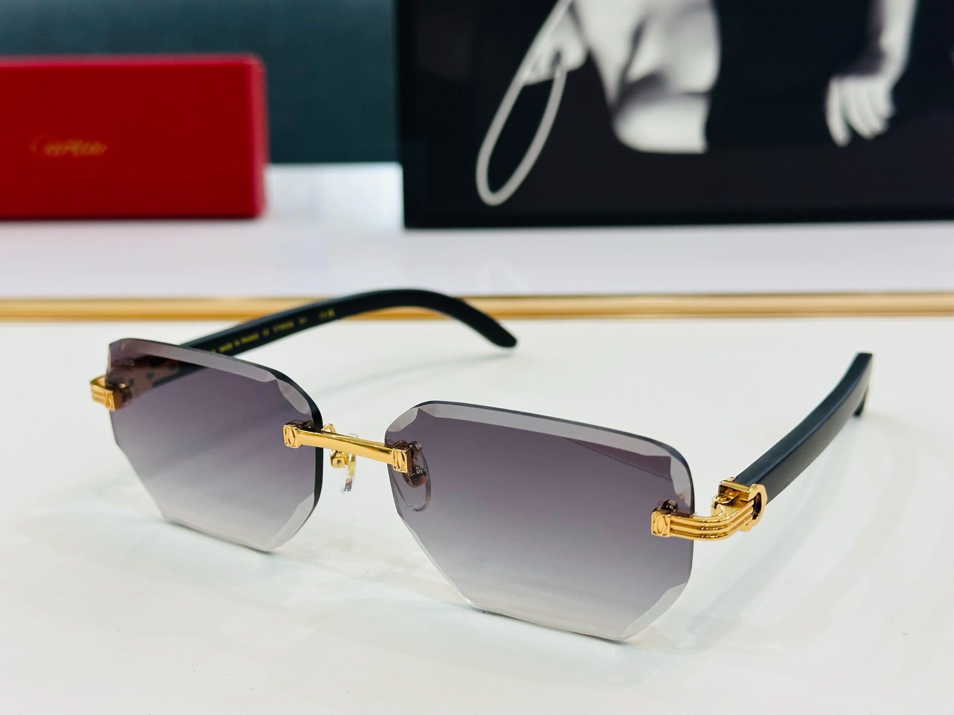 CARTIER PREMIÈRE RECTANGULAR FRAME SUNGLASSES CT0620S IN METAL AND WOODEN