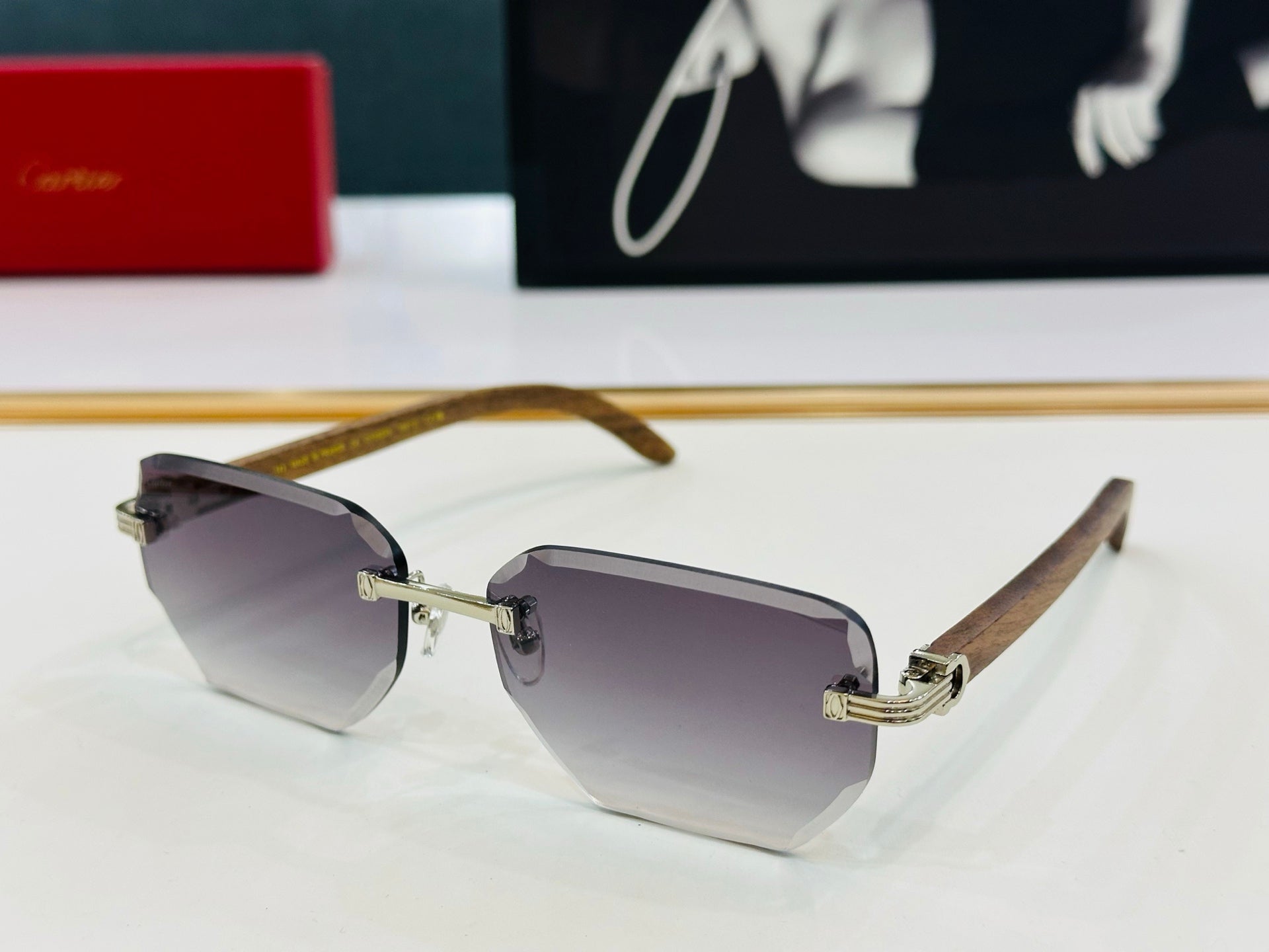 CARTIER PREMIÈRE RECTANGULAR FRAME SUNGLASSES CT0620S IN METAL AND WOODEN