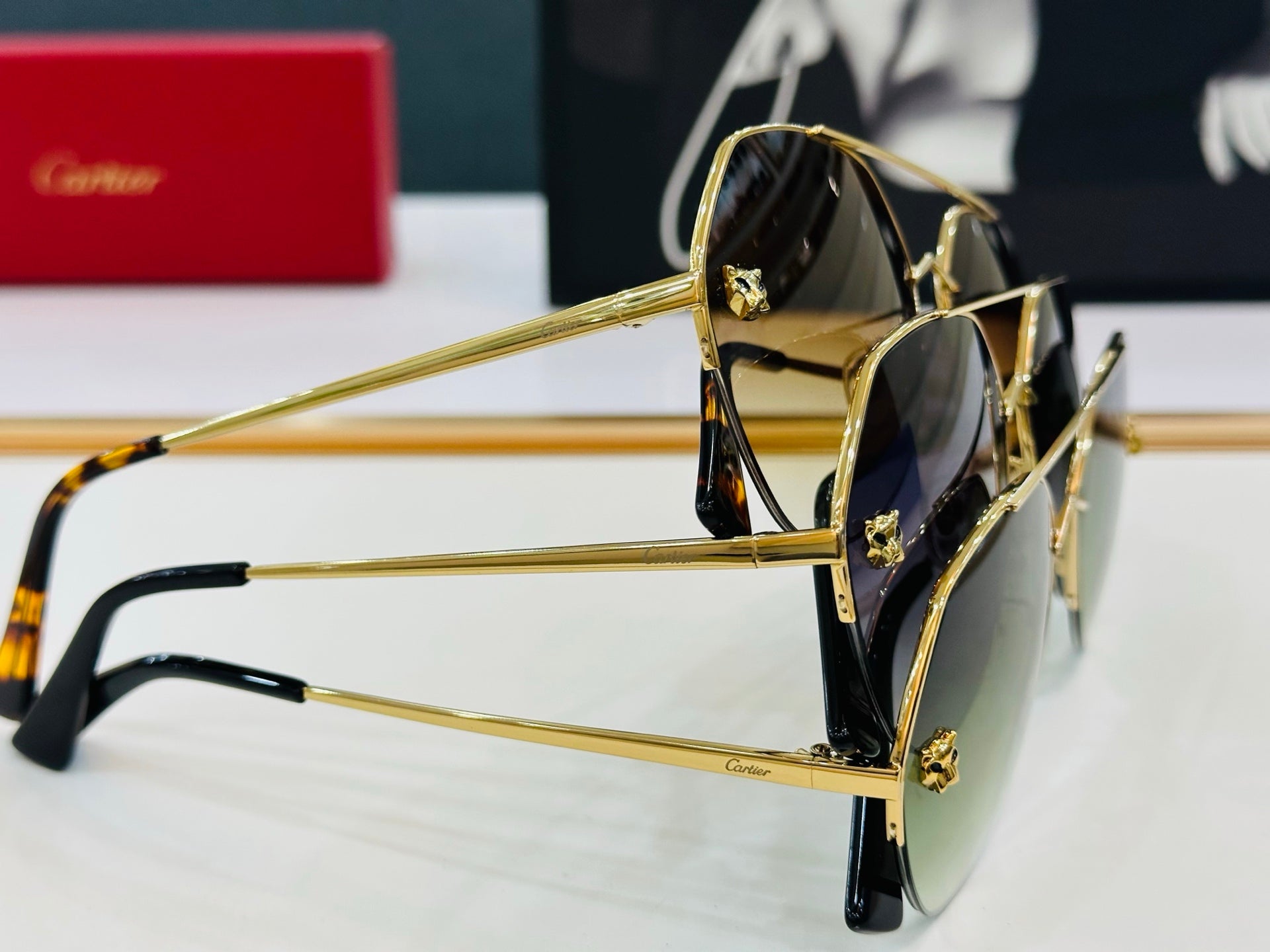 CARTIER SIGNATURE AVIATOR FRAME SUNGLASSES CT0355S IN METAL