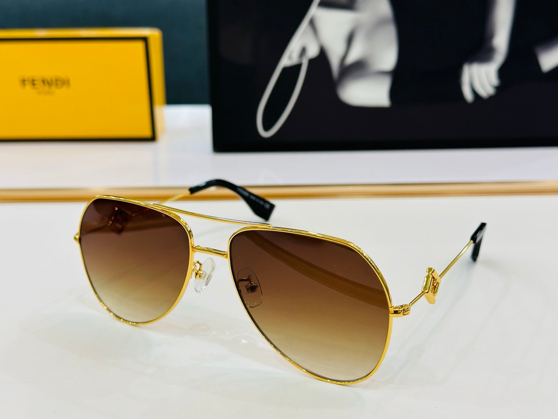 FENDI SKY AVIATOR FRAME SUNGLASSES E40150U IN METAL