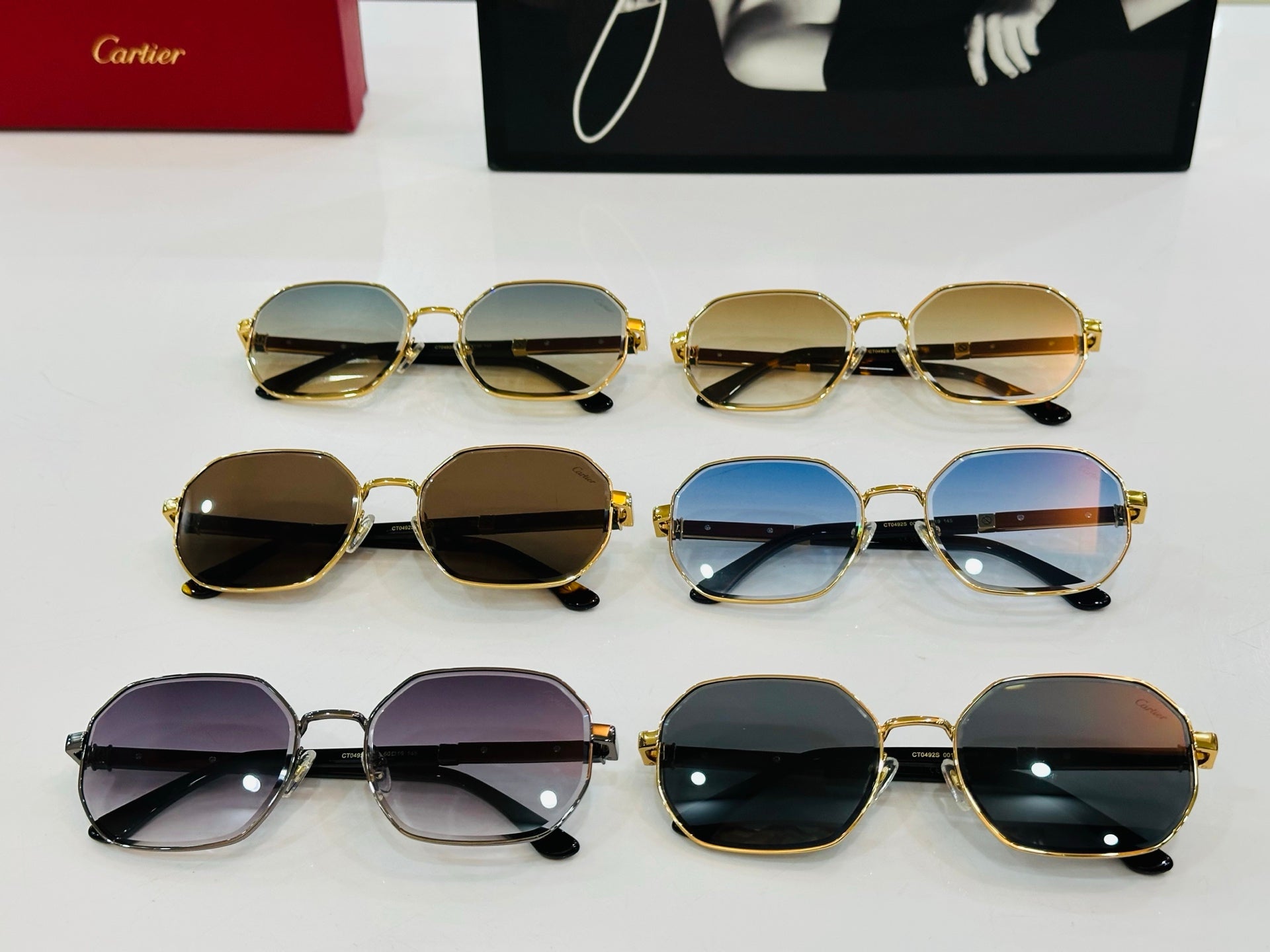 CARTIER PREMIÈRE GEOMETRIC FRAME SUNGLASSES CT0492S IN METAL
