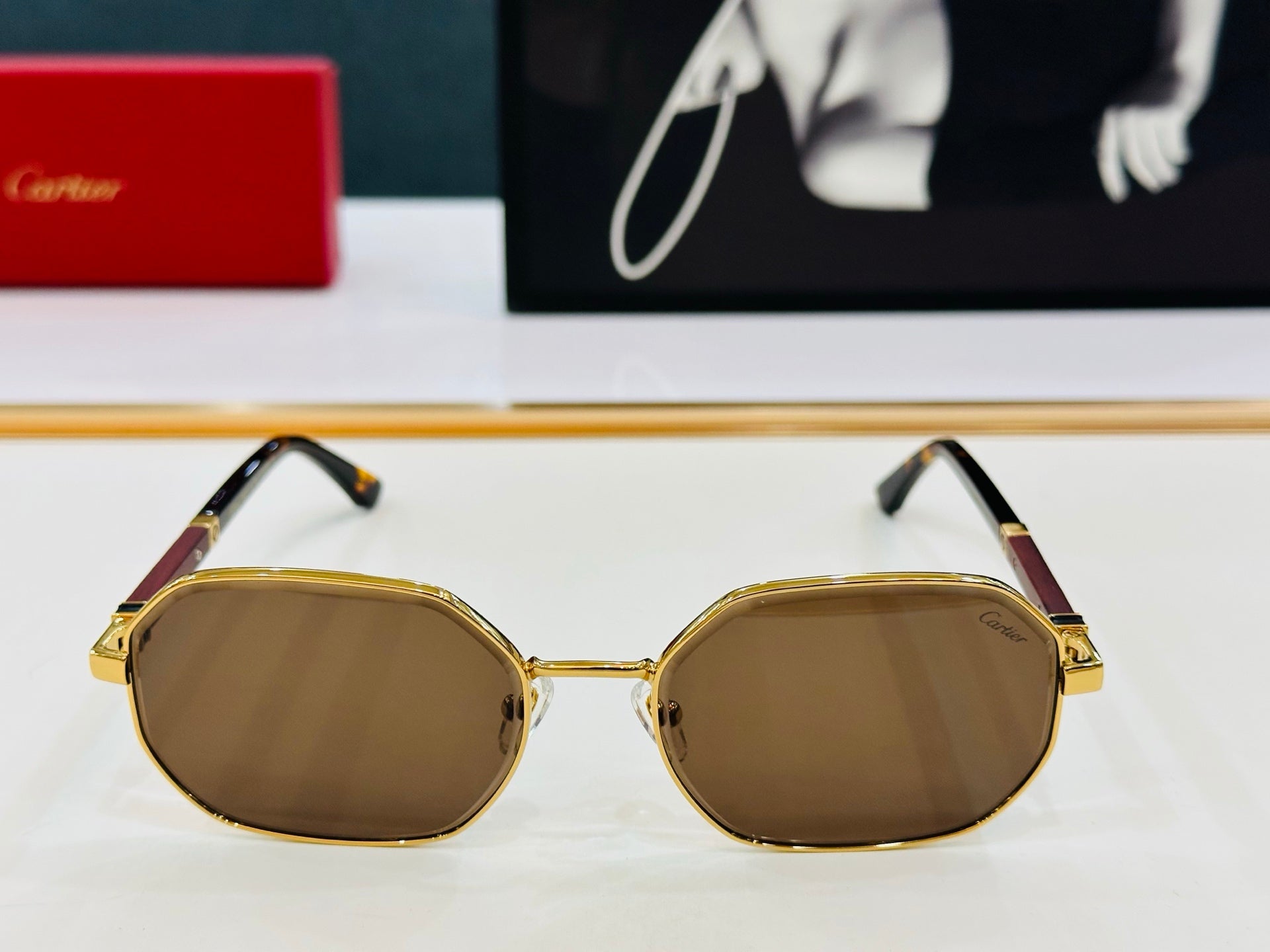 CARTIER PREMIÈRE GEOMETRIC FRAME SUNGLASSES CT0492S IN METAL