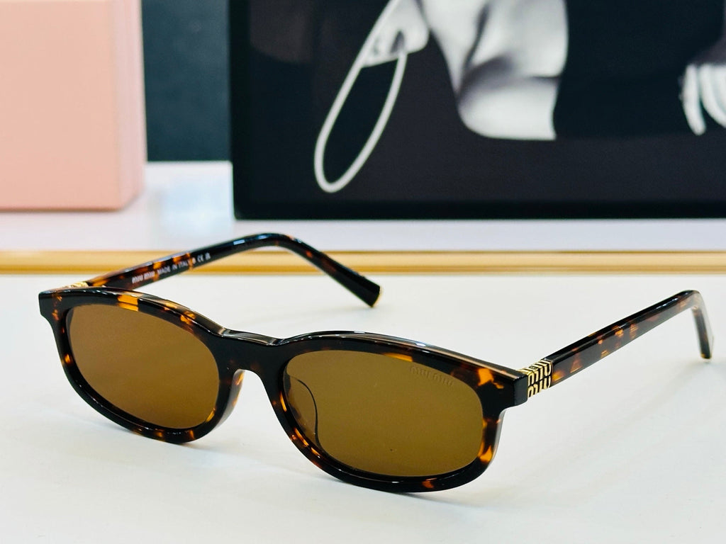 MIU MIU SUNGLASSES IN RECTANGULAR ACETATE 646116