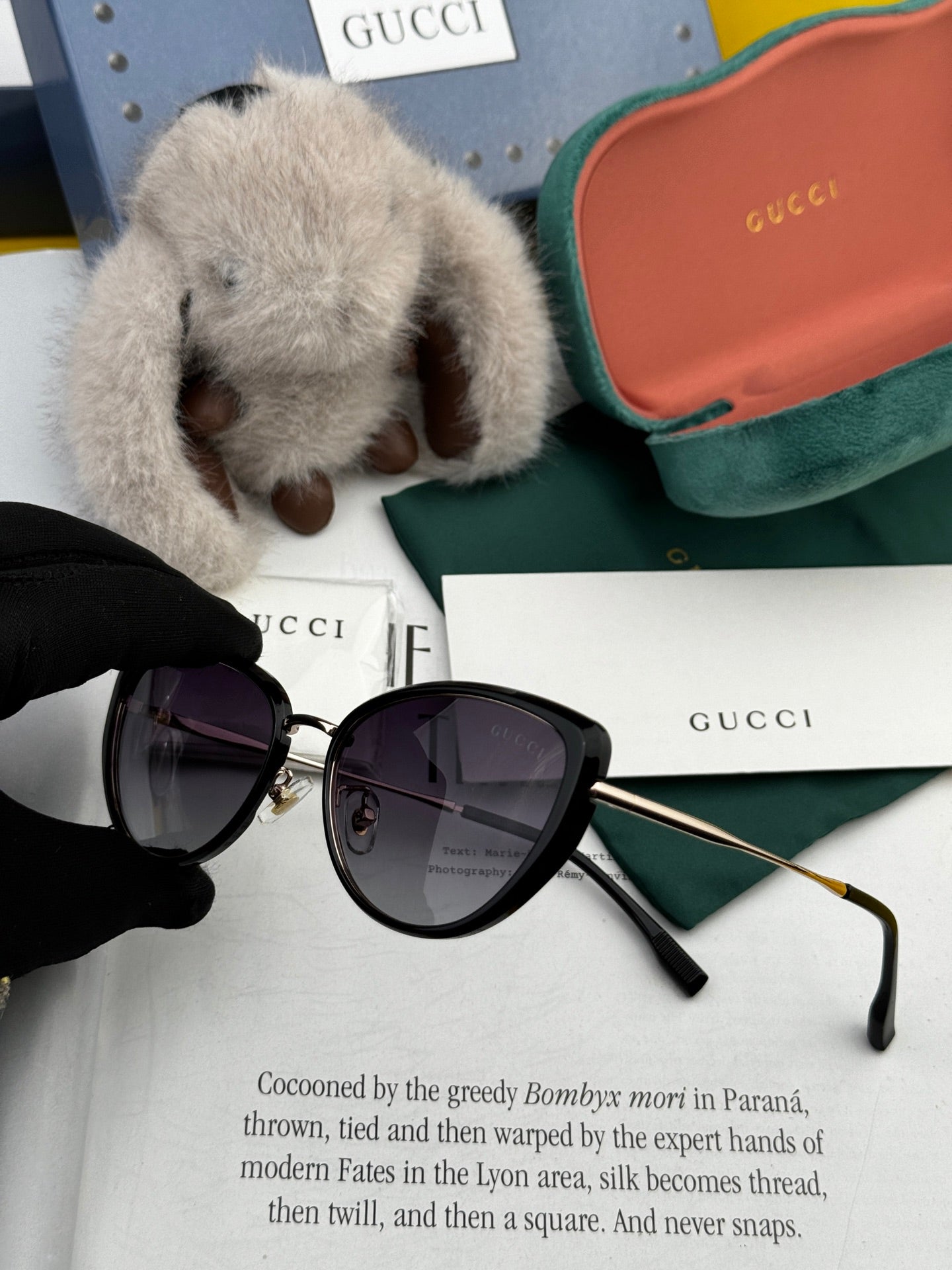 GUCCI CAT EYE FRAME SUNGLASSES G8641 IN ACETATE