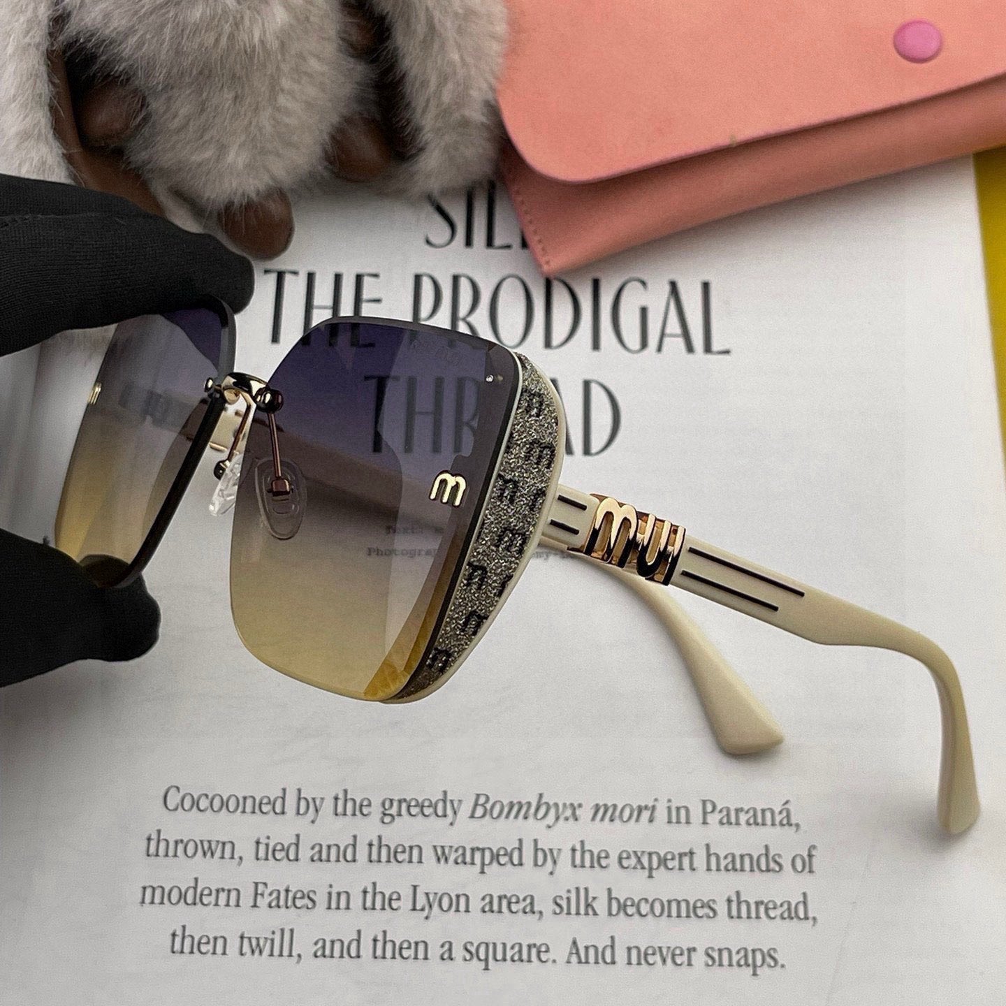 MIU MIU RUNWAY SQUARE SUNGLASSES M2100 IN ACETATE
