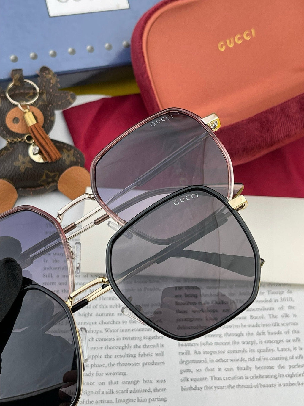 GUCCI SQUARE FRAME SUNGLASSES G364 IN METAL